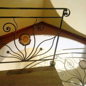 Balustrade-escalier-fer-forge-pierre