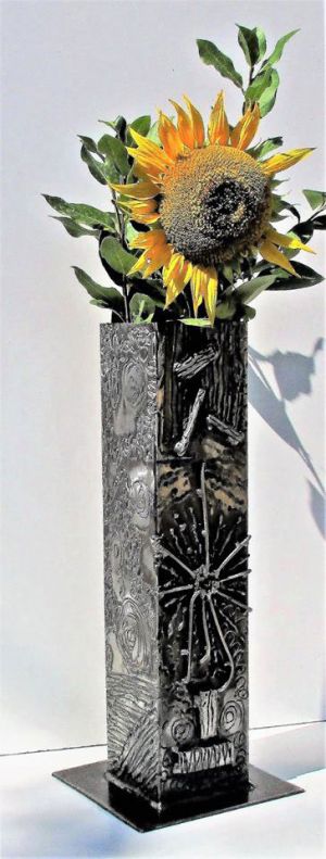 Vase - sculpture en fer forgé